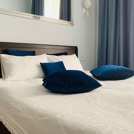 Centr Opera House 2 Rooms Лвив Екстериор снимка