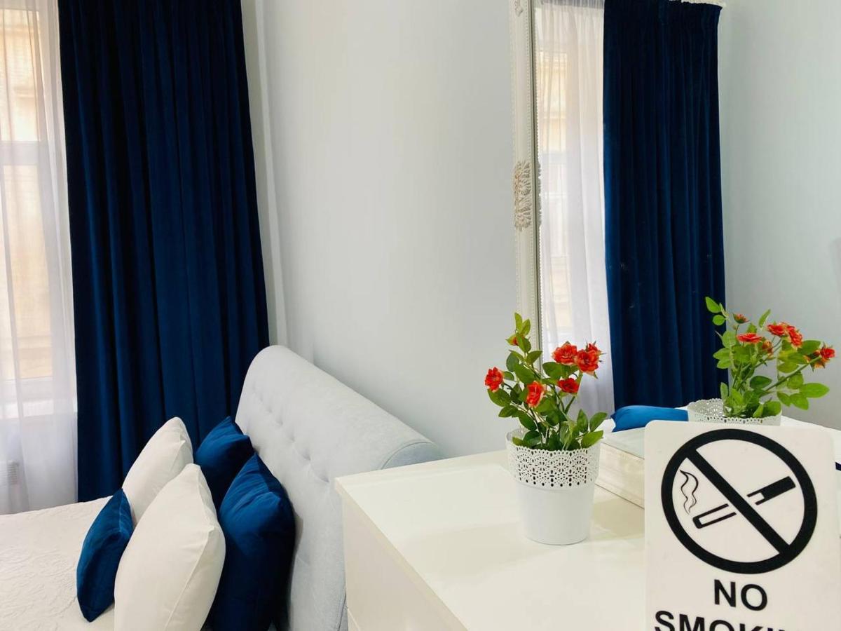 Centr Opera House 2 Rooms Лвив Екстериор снимка