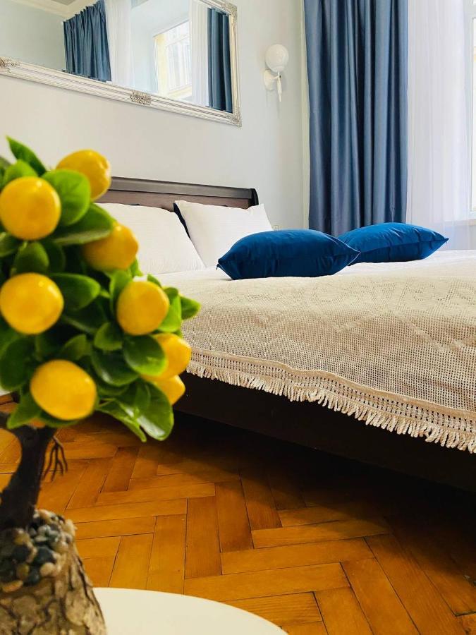 Centr Opera House 2 Rooms Лвив Екстериор снимка